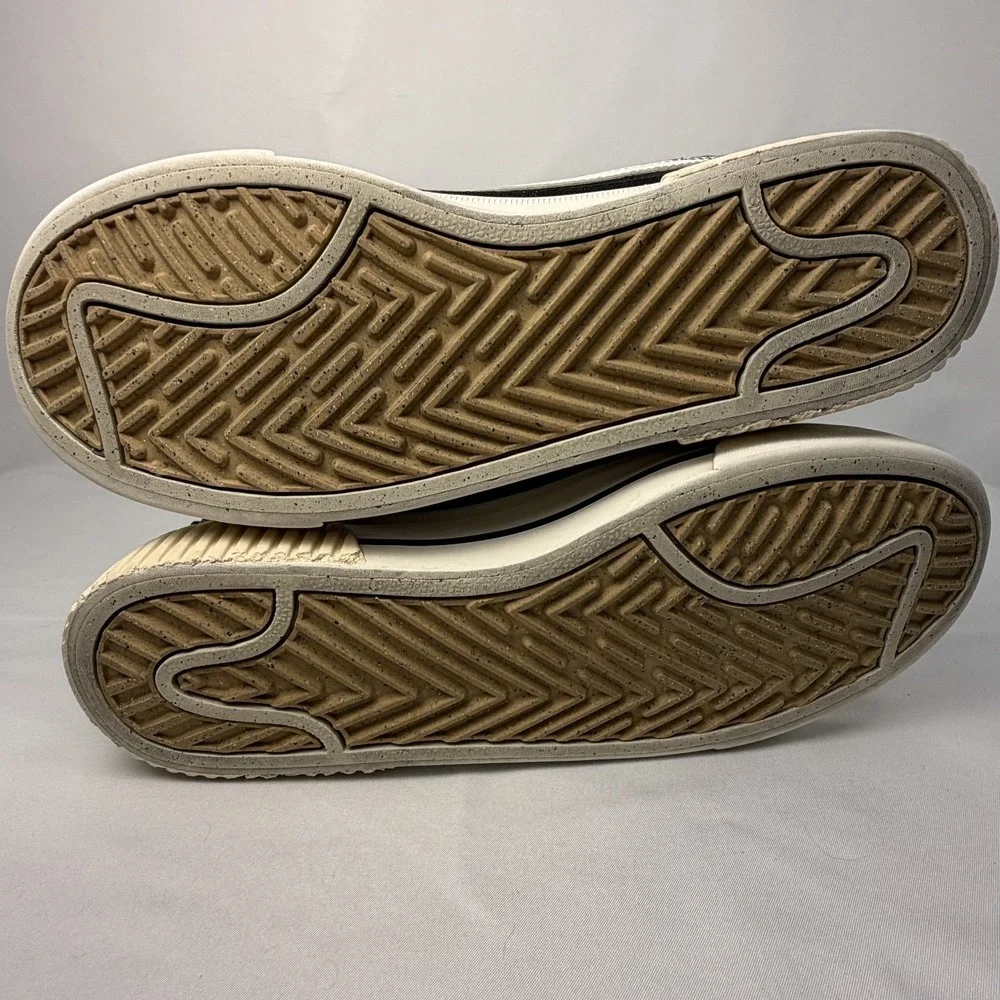 Nike women court